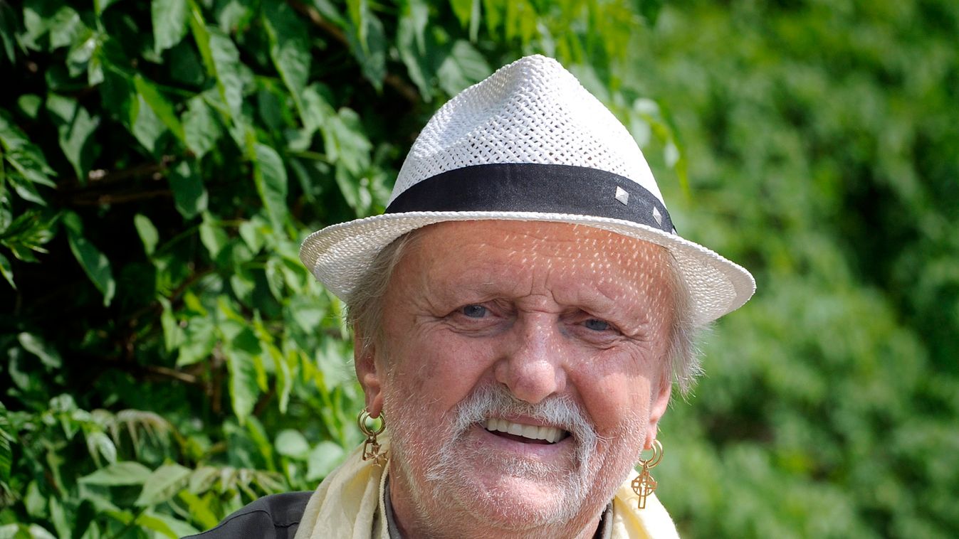 Meghalt Benkő László, az Omega alapítója