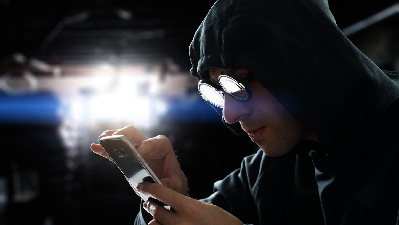 Az Apple kiszűrné az iPhone-okon és iCloud-fiókokban tárolt pedofil tartalmakat