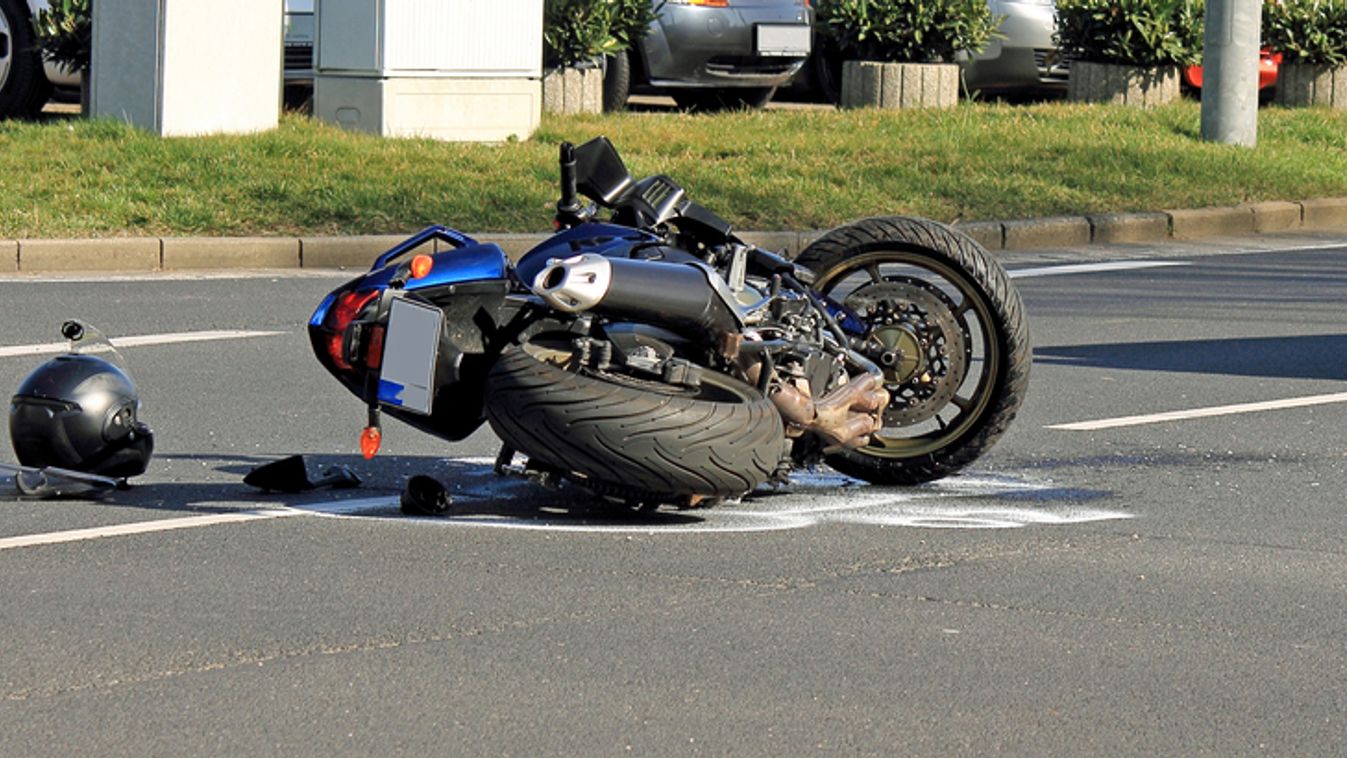 Teherautó ütközött motorral, az 50 éves motoros nem élte túl