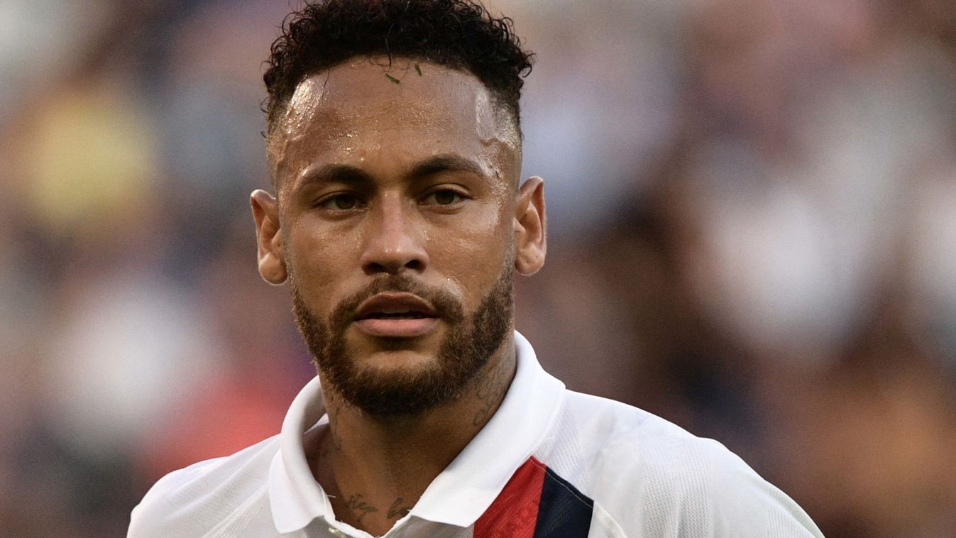 Neymar szerelmes? Ámulatba ejtette ez a modell