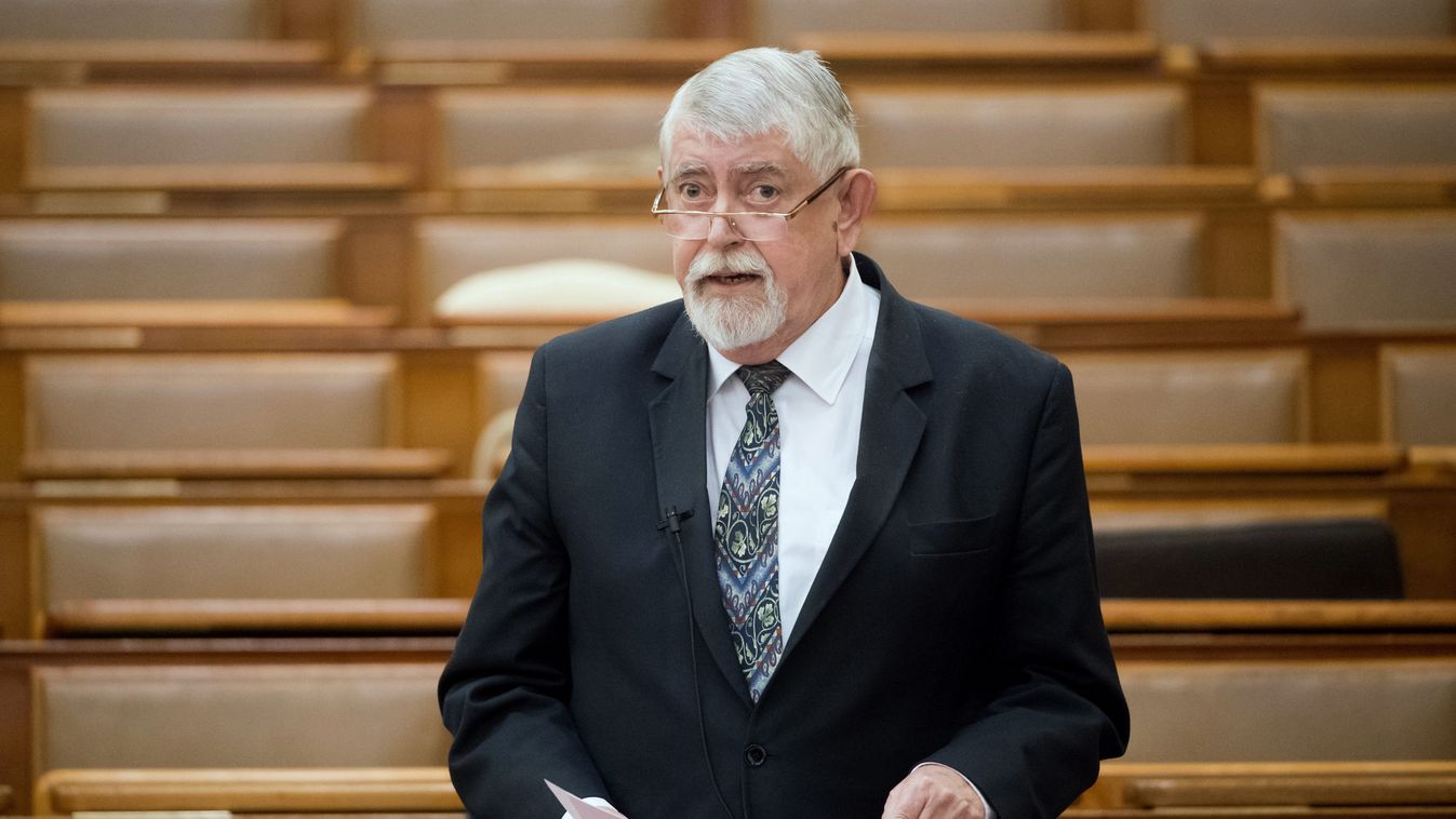 Kásler Miklós: nincs a magyar kormányon támadási felület járványügyben
