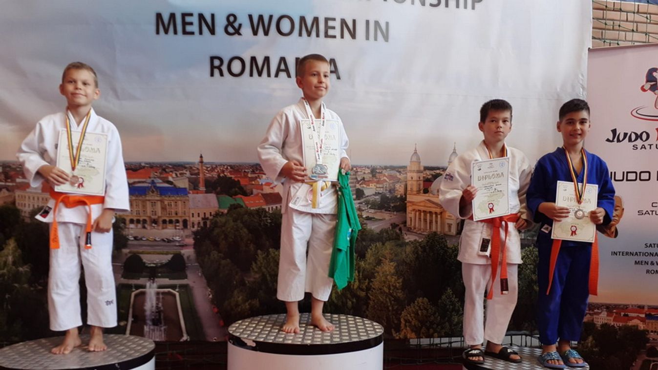 A jövő cselgáncsozói Borson „nőnek”