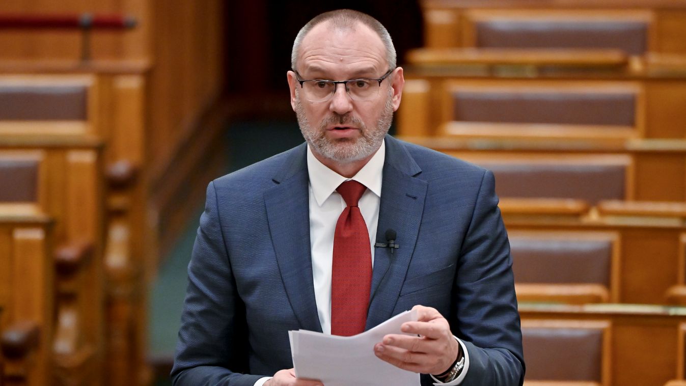 Zsigó Róbert: a nyugdíjasok továbbra is számíthatnak a kormányra (videó)