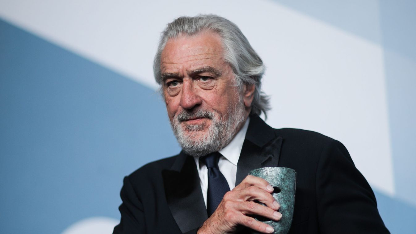 Nagypapaként tér vissza a mozivászonra Robert De Niro