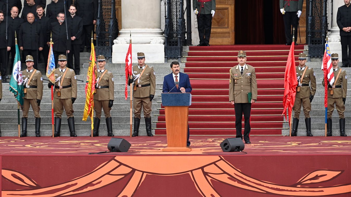 Áder János: a nemzeti ünnepek az összetartozást hirdetik