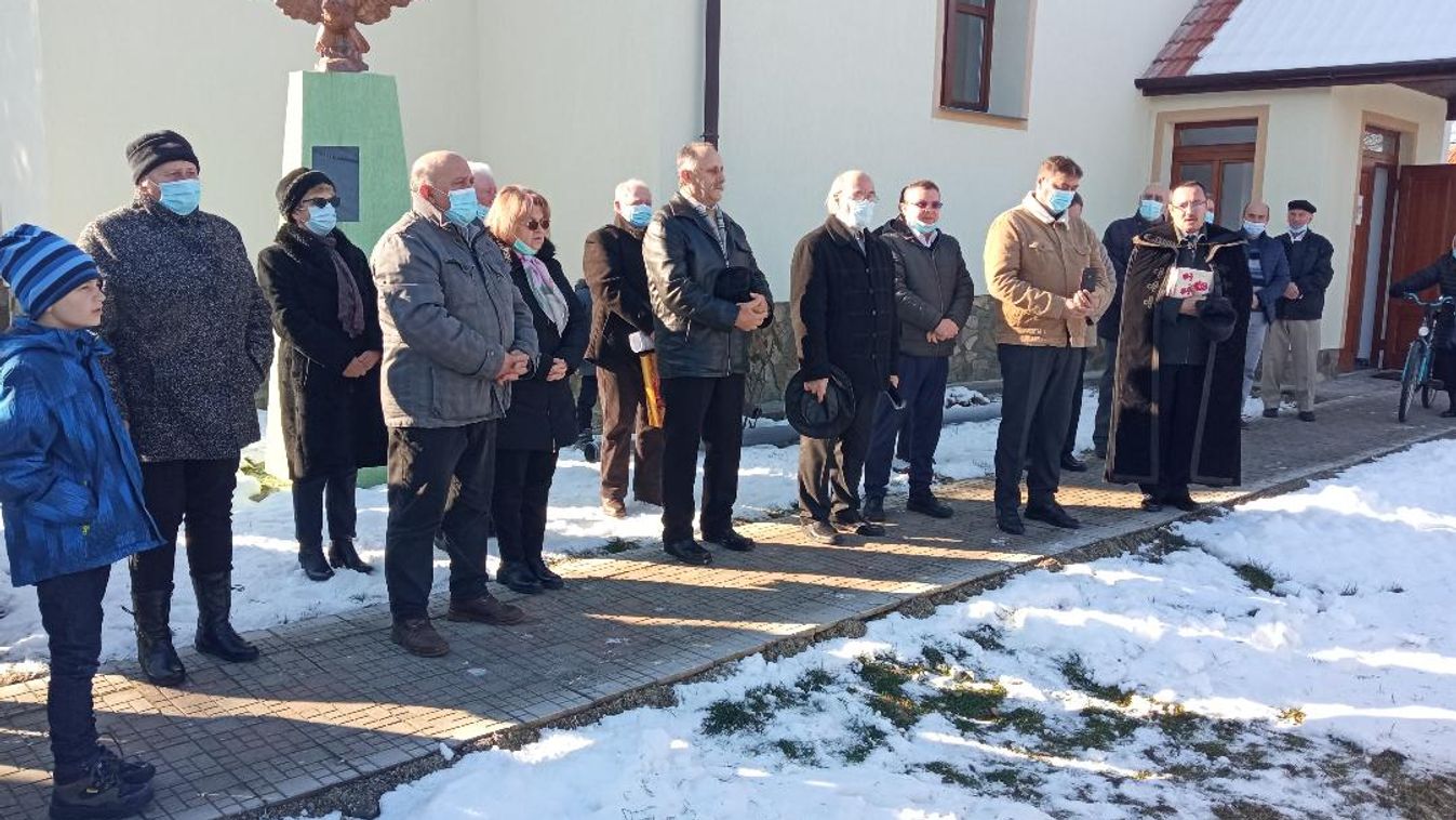 Bersek József honvéd ezredesre emlékeztek Réven halálának évfordulóján