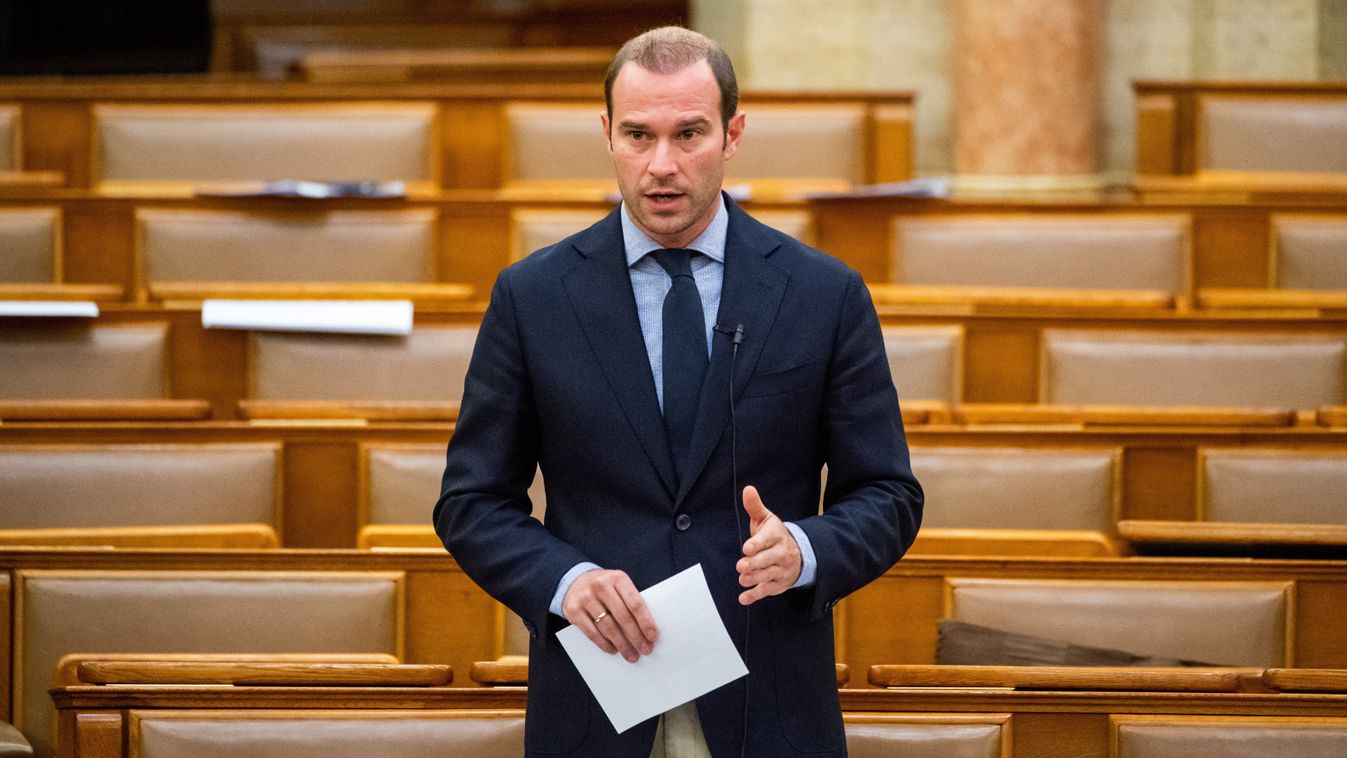 Hollik: a baloldal támadja az inflációcsökkentő intézkedéseket