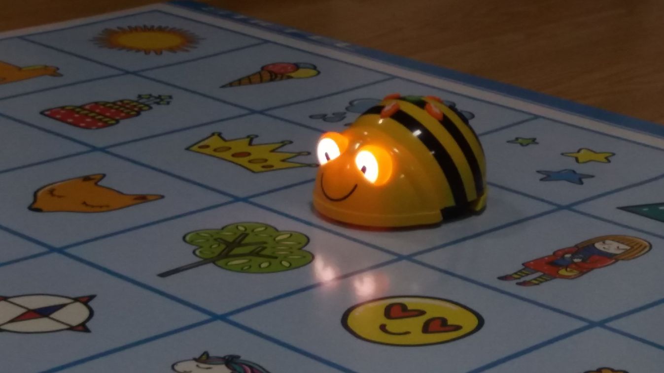 Robotméhecske az óvodában