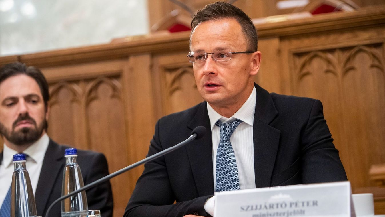 Szijjártó Péter az eddigi nemzet- és gazdaságpolitika folytatására tett ígéretet (videó)