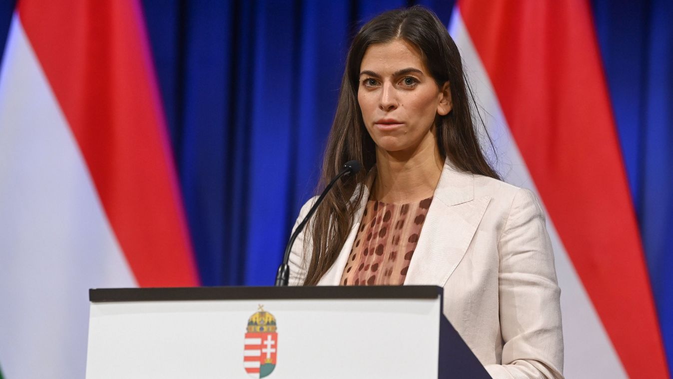 Szentkirályi Alexandra: hét pont a családok és a munkahelyek védelmében