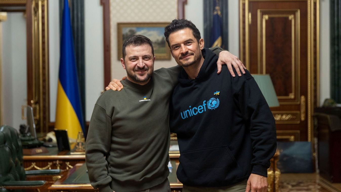 Zelenszkij a háború gyermekekre gyakorolt súlyos hatásairól tárgyalt Orlando Bloommal