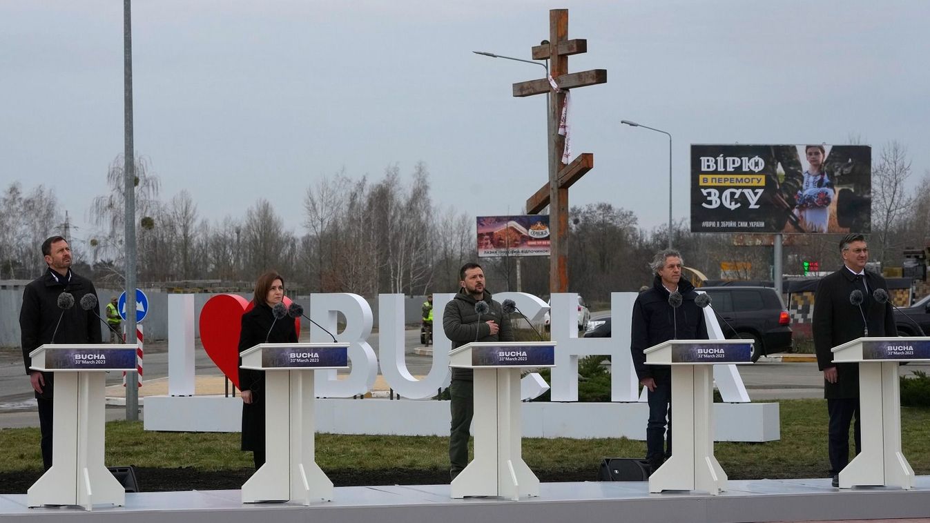 Volodimir Zelenszkij Bucsában együtt emlékezett Szlovákia, Horvátország, Szlovénia és Moldova vezetőivel