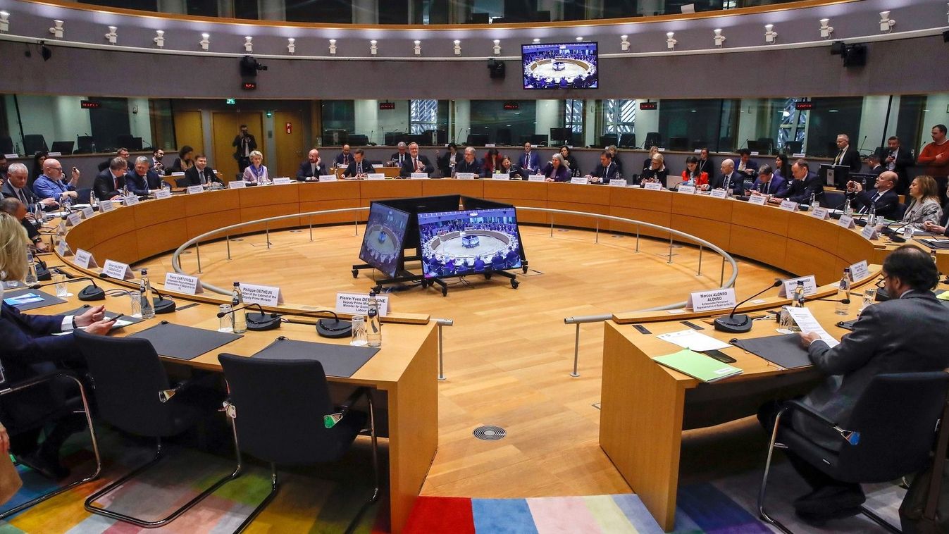 Újabb bizonyíték arra, hogy politikai alapon büntet Brüsszel