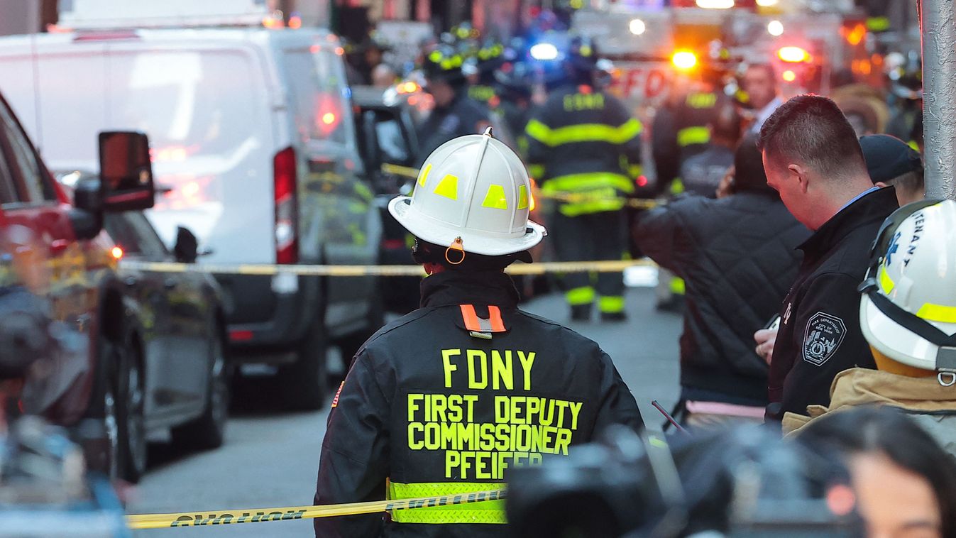 Többen megsérültek, amikor részben összeomlott egy parkolóház Manhattanben (videó)