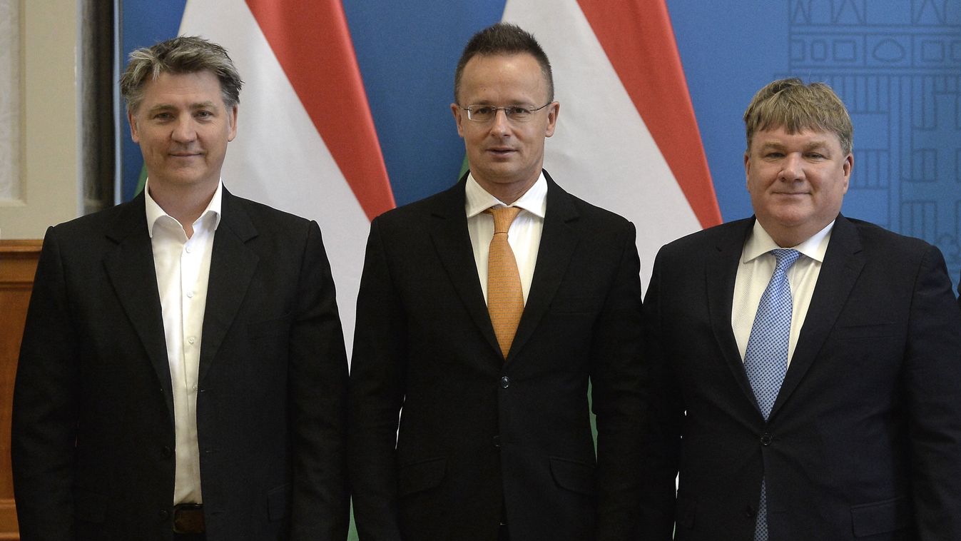 Szijjártó: 19 milliárd forint értékű beruházással 300 új munkahely jön létre Vecsésen