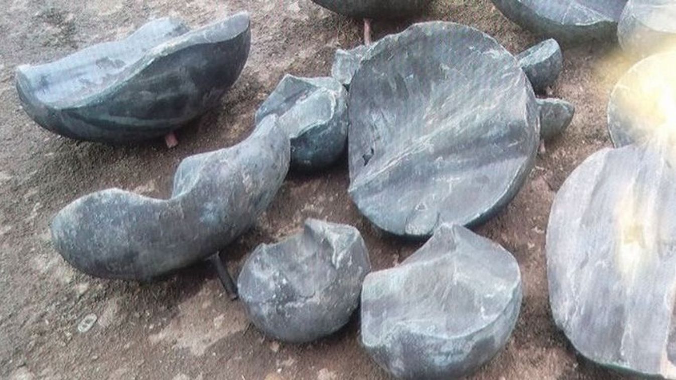 Feldaraboltak és elloptak egy hatalmas szobrot a miskolci kórház udvaráról