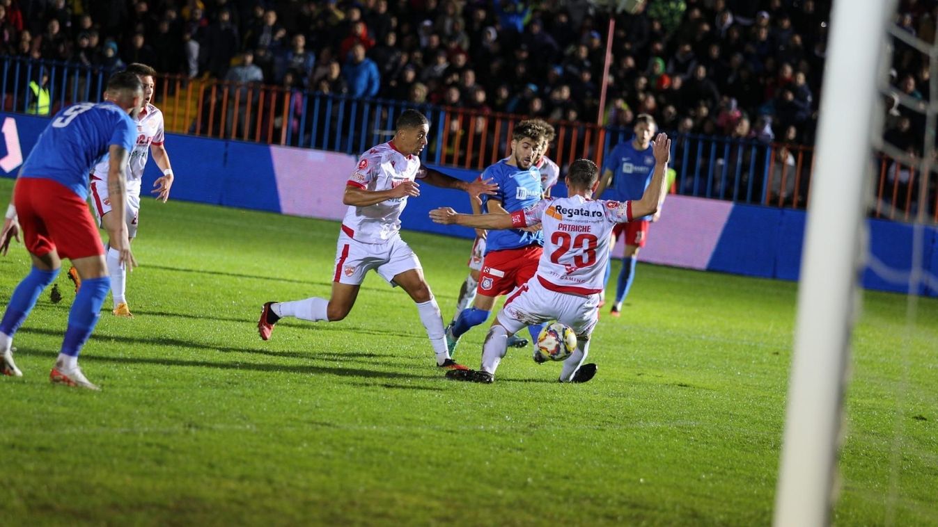 Román Kupa: egy pontot ért a váradiak lelkes játéka