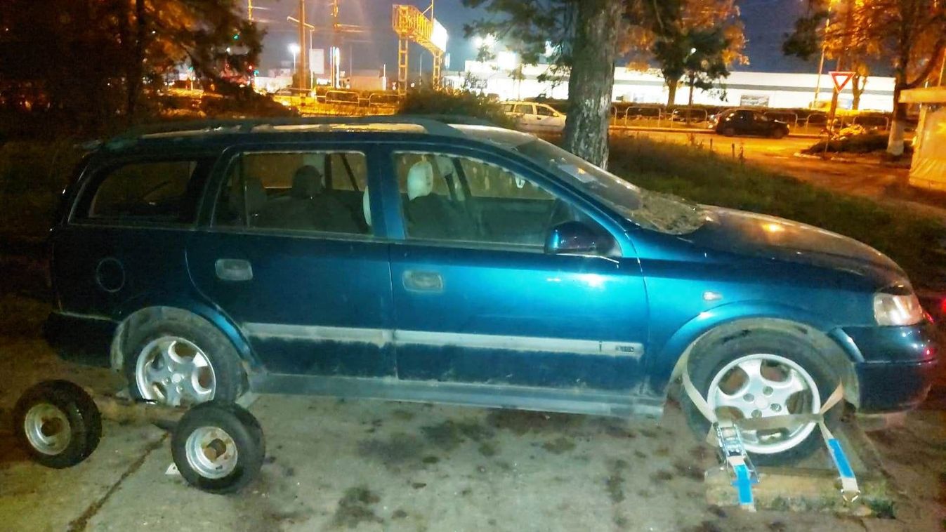 Elhagyott autót szállítottak el
