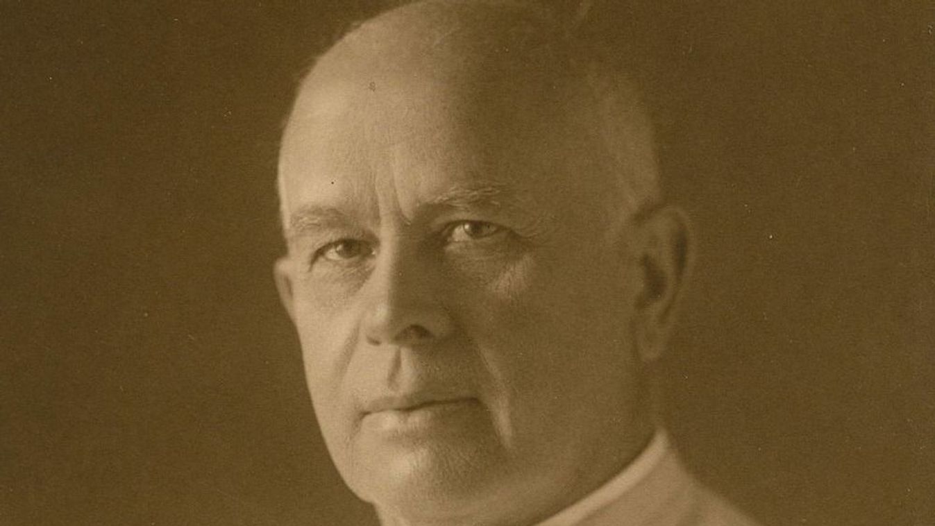 Dr. Károly József Iréneusz tevékenysége és emlékezete