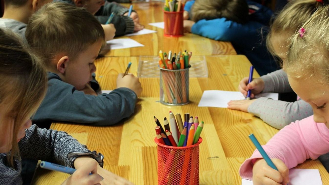 Kezdődik a bölcsődei és óvodai újrairatkozás