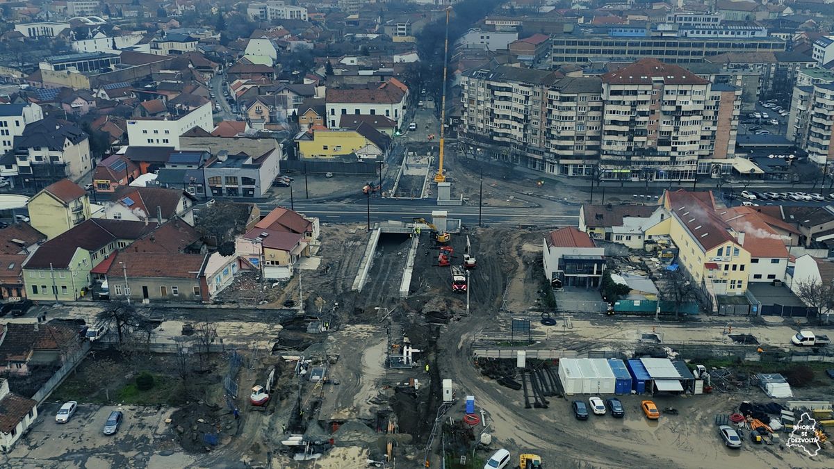 Elkerülő sávokat alakítanak ki az aluljárónál