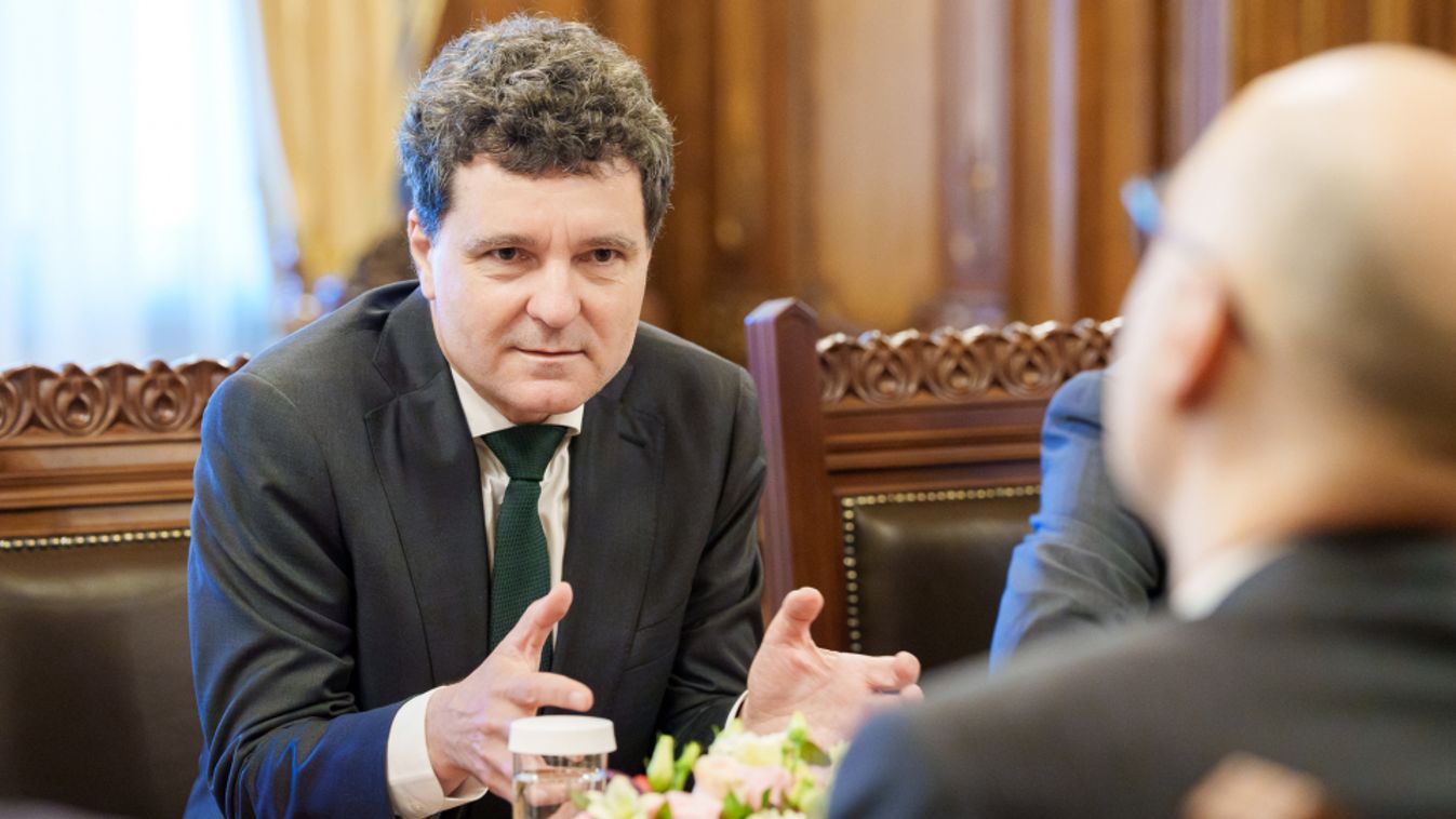 Nicușor Dan: Jobb lenne, ha politikus alakítana kormányt, egy technokrata miniszterelnöknek nincs tekintélye
