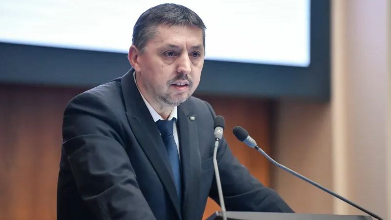 Daniel David: Szankcionálni fogjuk az áltudományos nézetek iskolai népszerűsítését