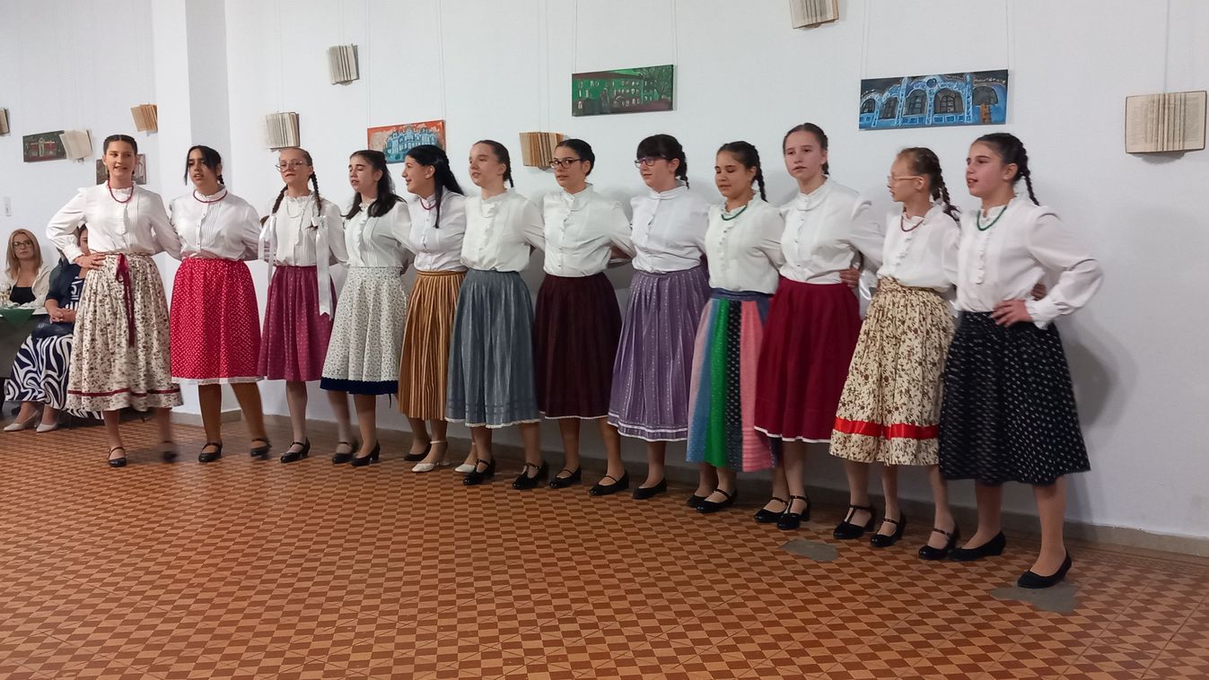 Szülői bált szerveztek a Szent László Líceumban | GALÉRIA